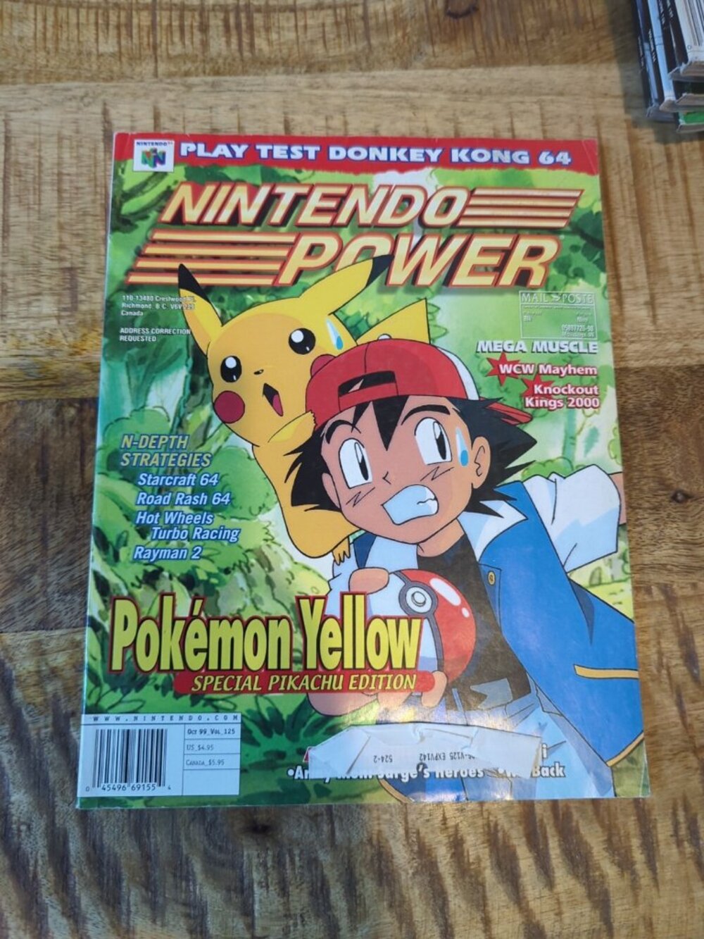 Nintendo Power Pokemon Yellow Volume 125 Poster & Comic Fully Attached